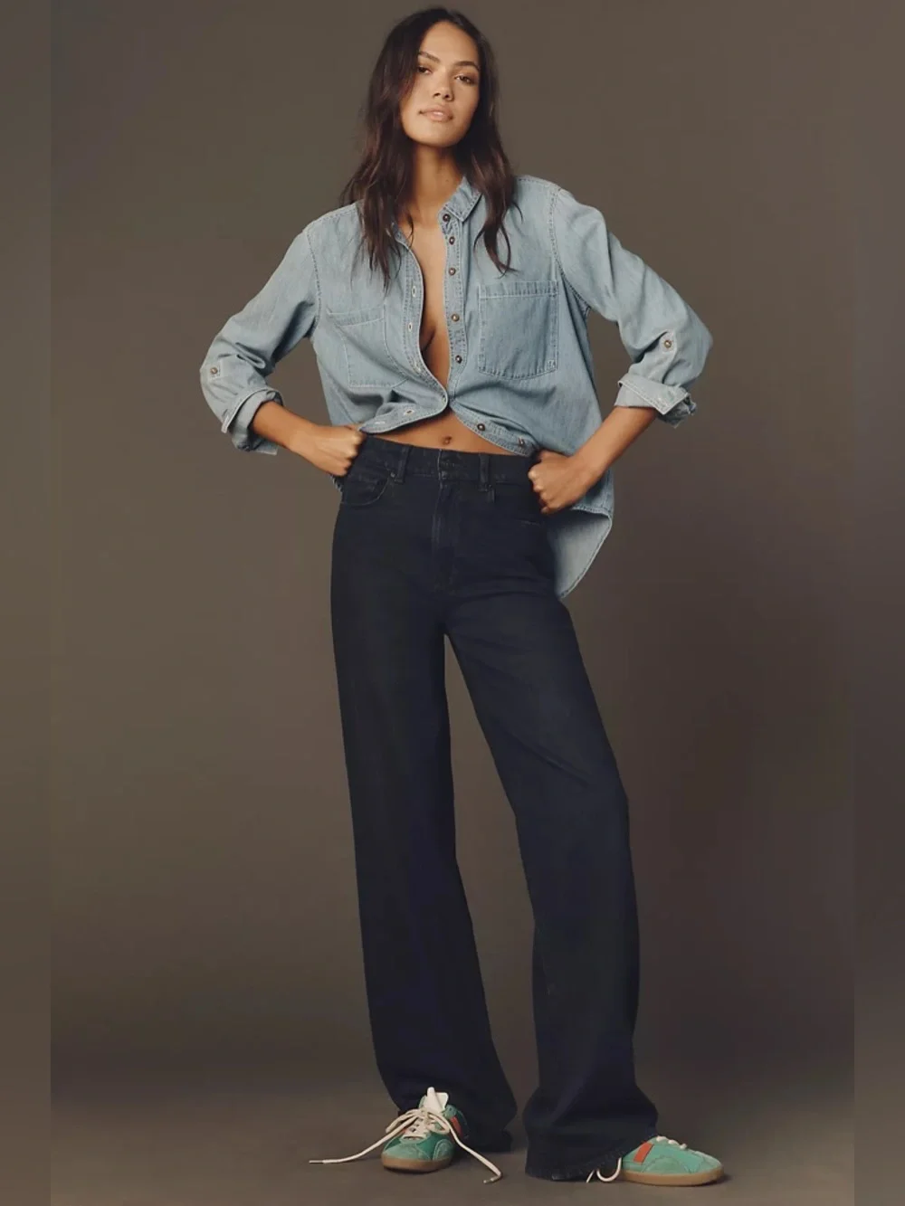 PAIGE Sasha High-Rise Wide-Leg Jeans - Picture 6 of 10